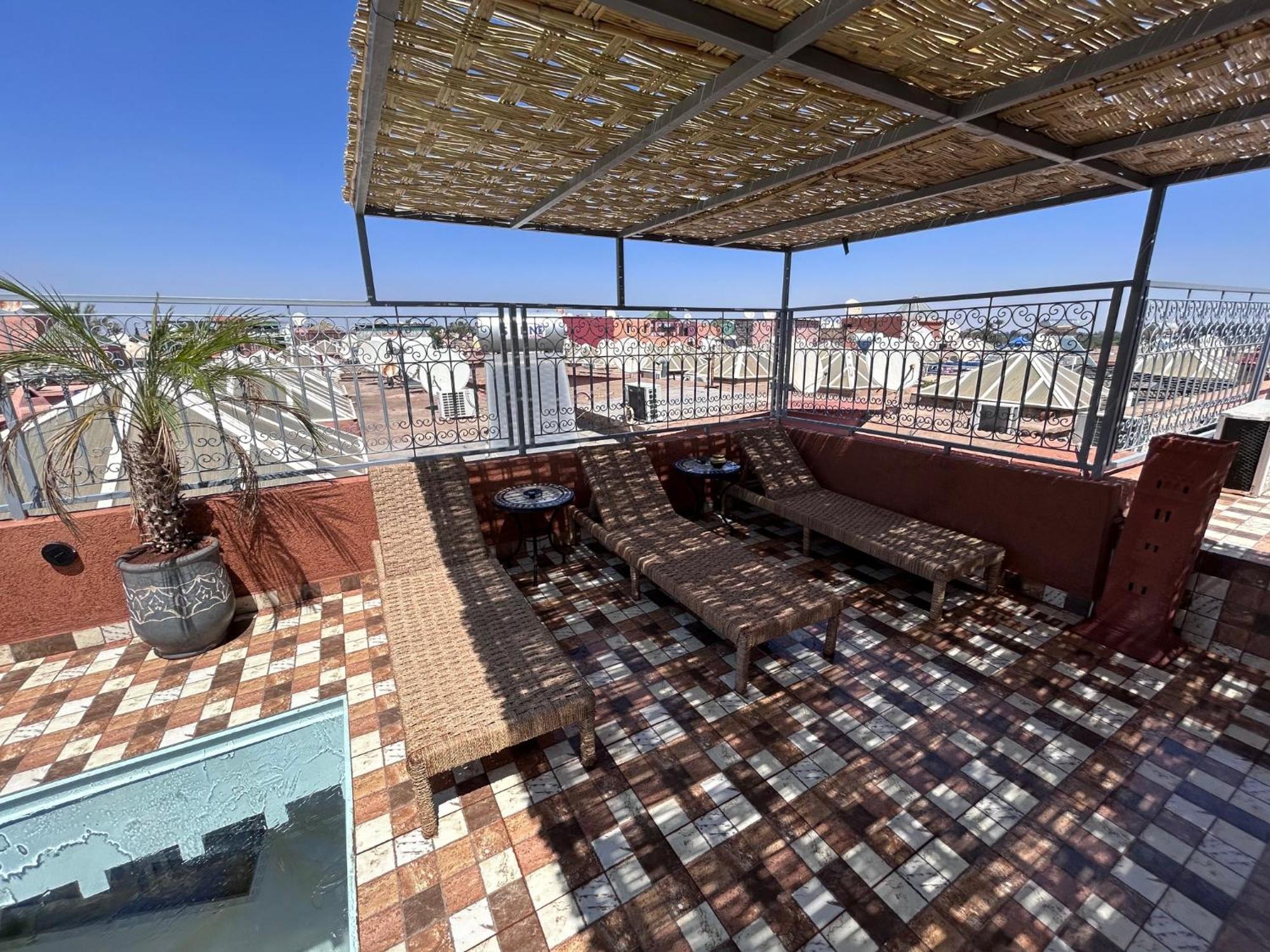 Riad Le Pelican Marrakesh Exterior photo